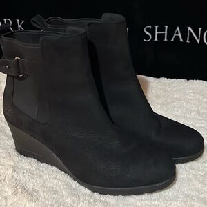 Ugg black indra waterproof wedge boots